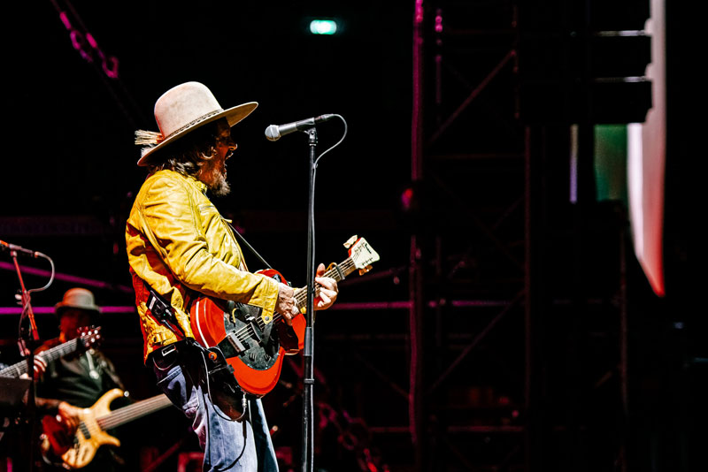 picture ZUCCHERO