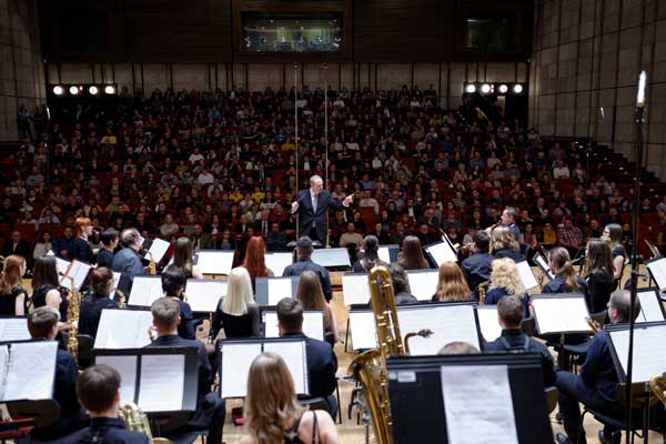 picture SAXOPHOBIA: Koncert 60-členného saxofónového orch.