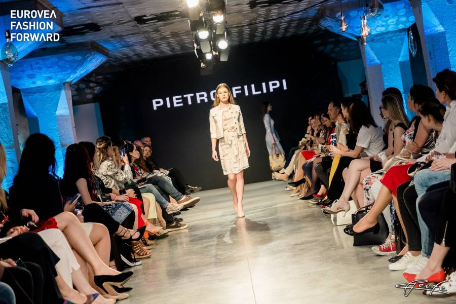 picture EUROVEA FASHION FORWARD