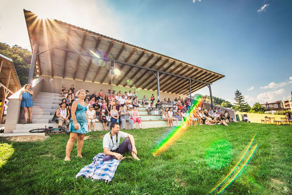picture Festival Atmosféra