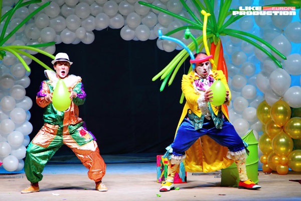 picture Funny Balls Show