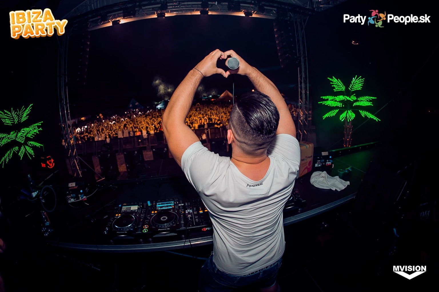 picture IBIZA PARTY 2024 open air