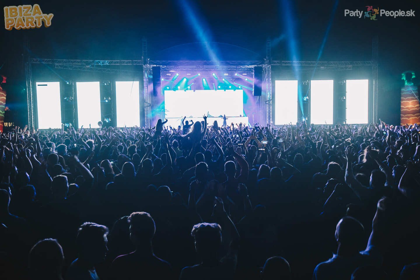 picture IBIZA PARTY 2024 open air
